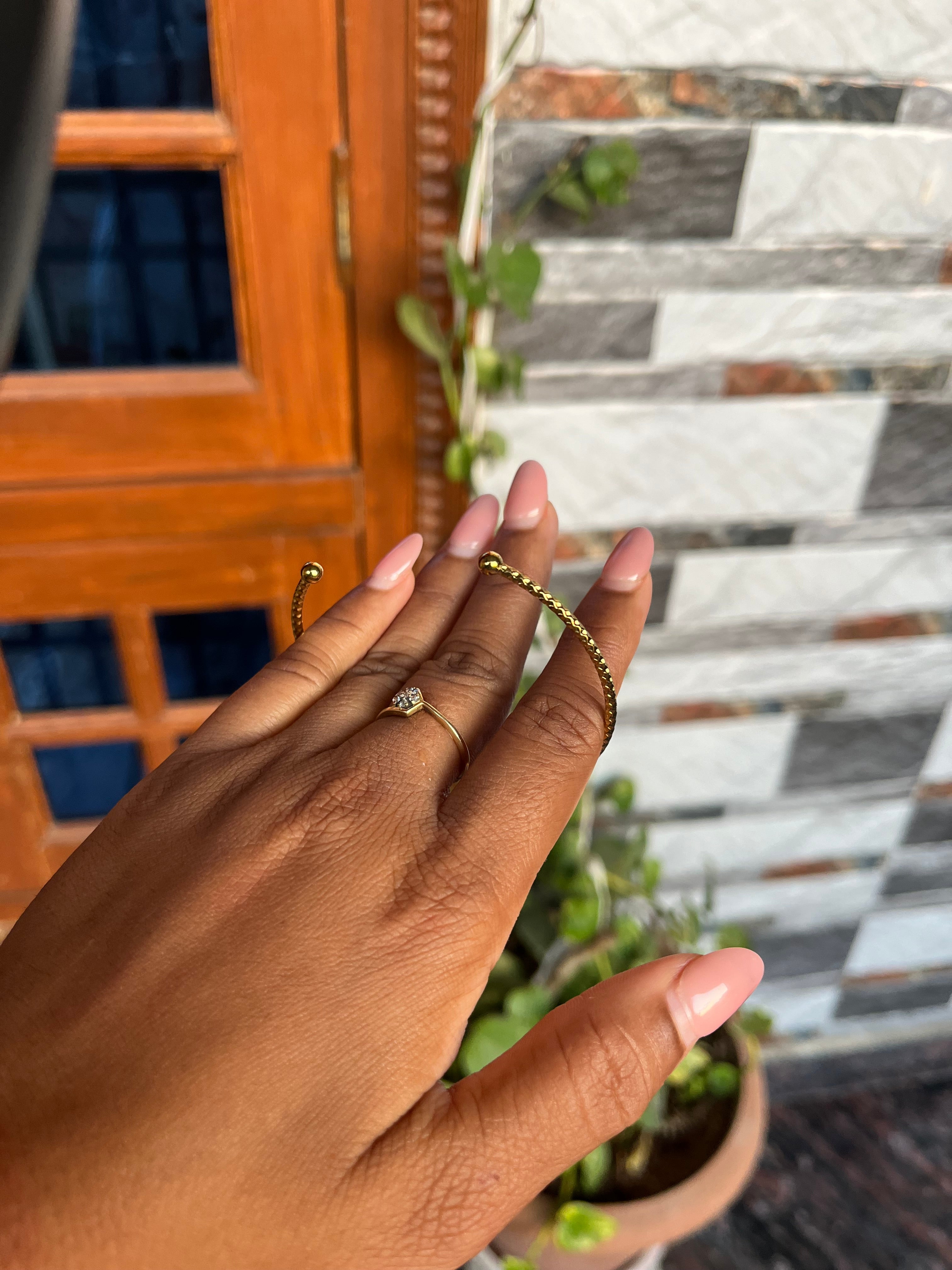 Adjustable statement bangle