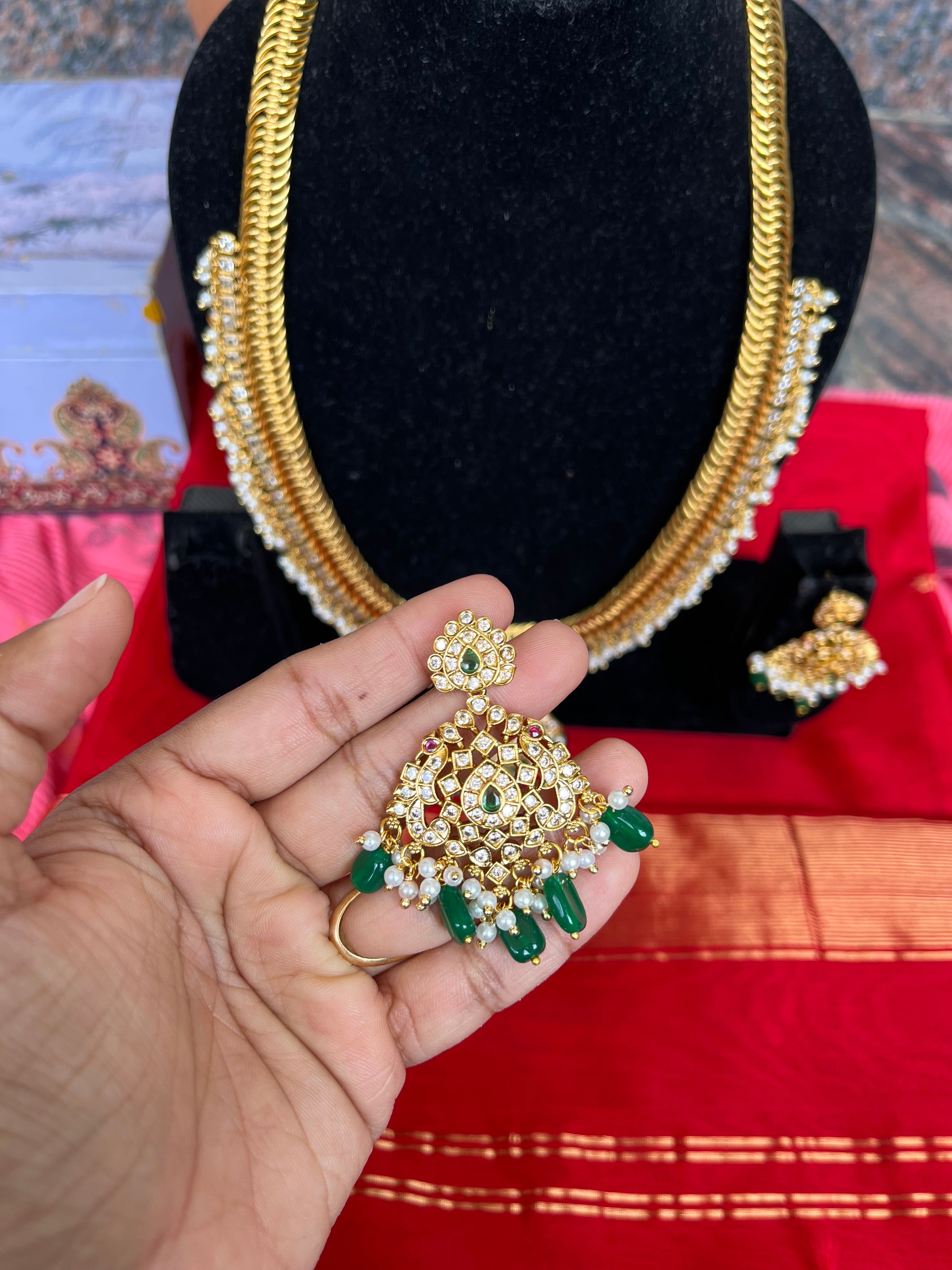 Long Jilebi Haram (just like gold)