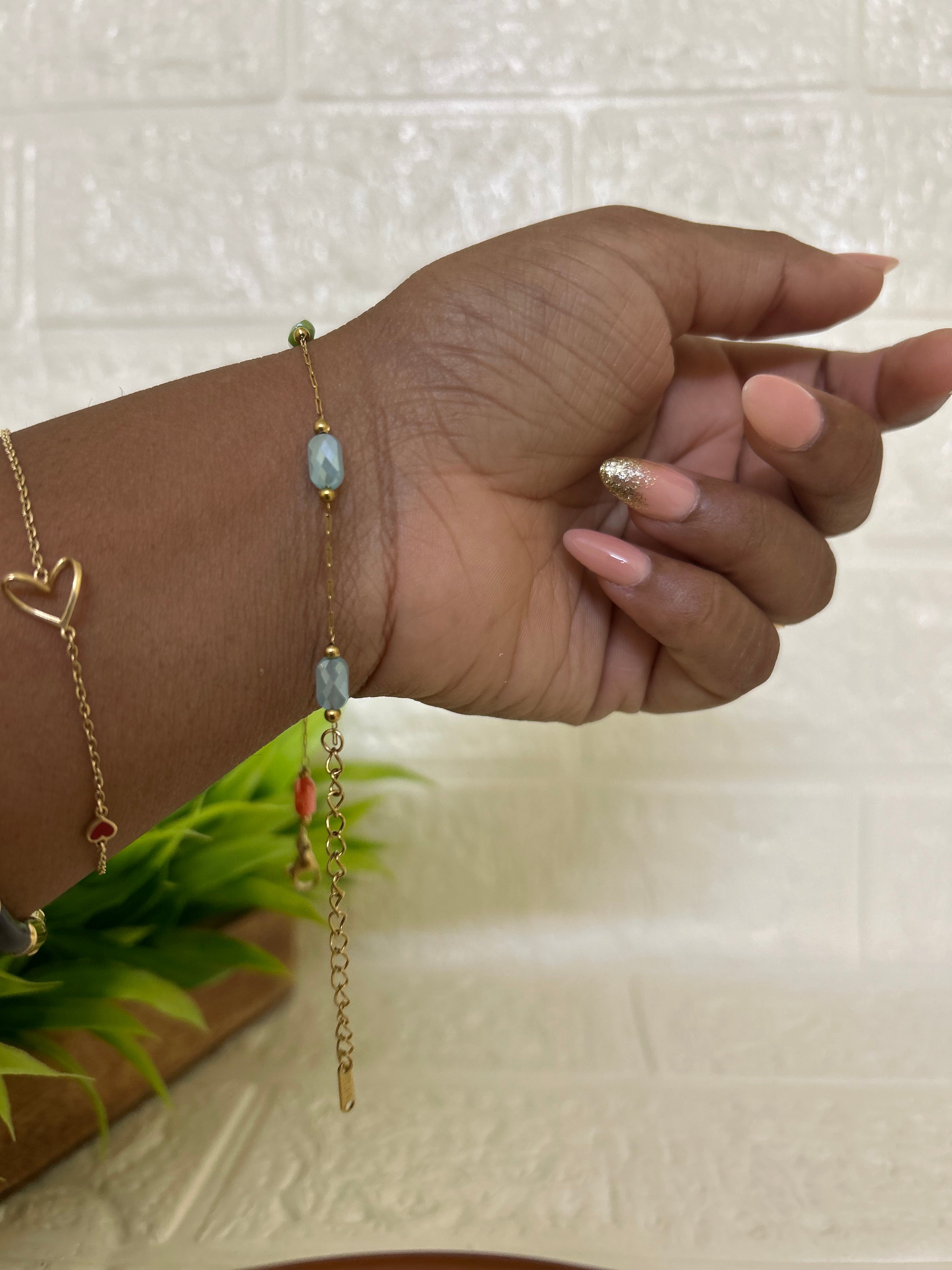 Minimal bracelets (minis)