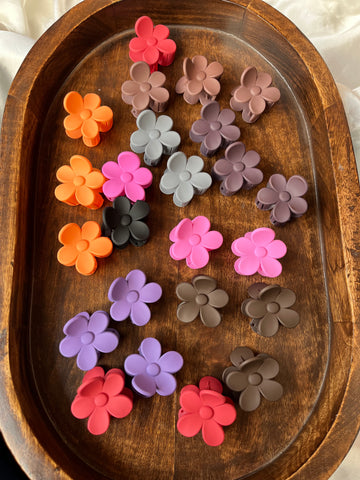 Flower clips
