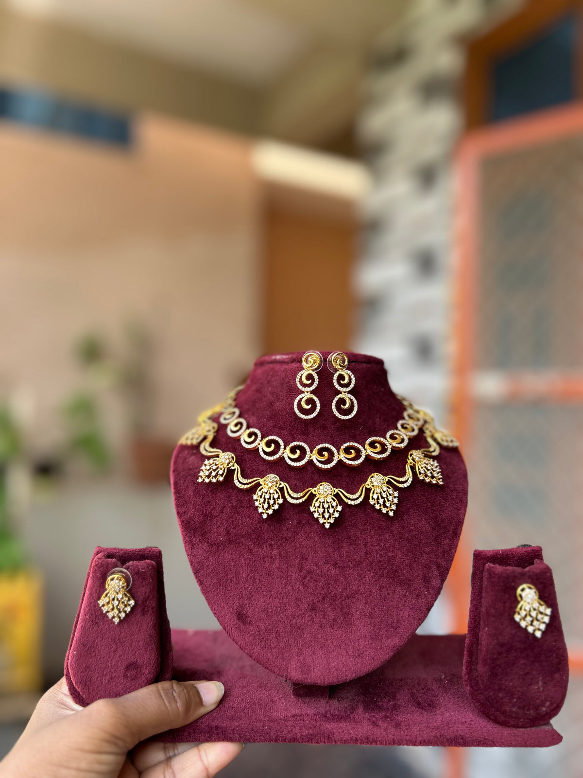 Layered necksets (LL1)