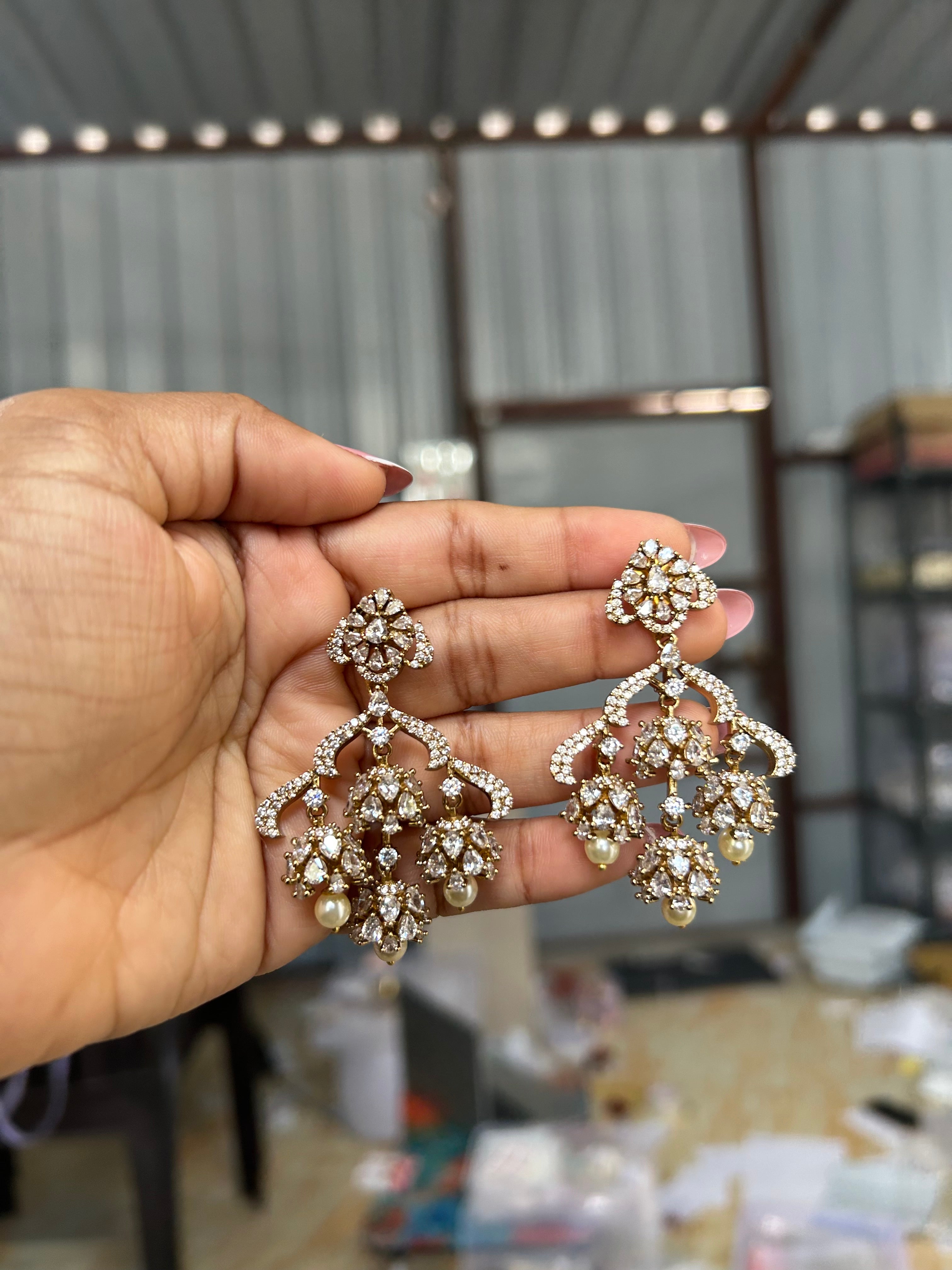 Light weight AD danglers (adlight)