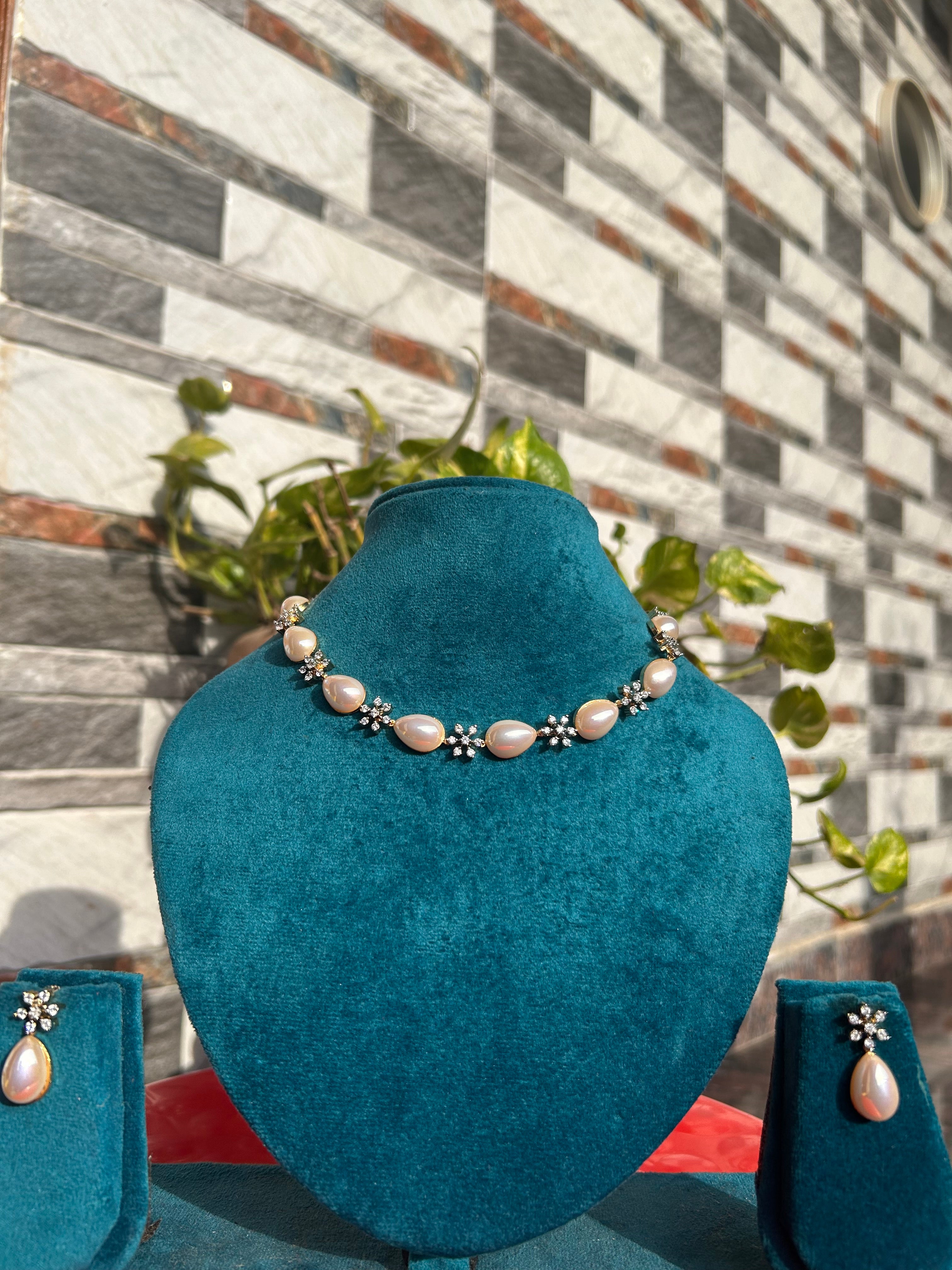 Vasavi (Mother of Pearl)