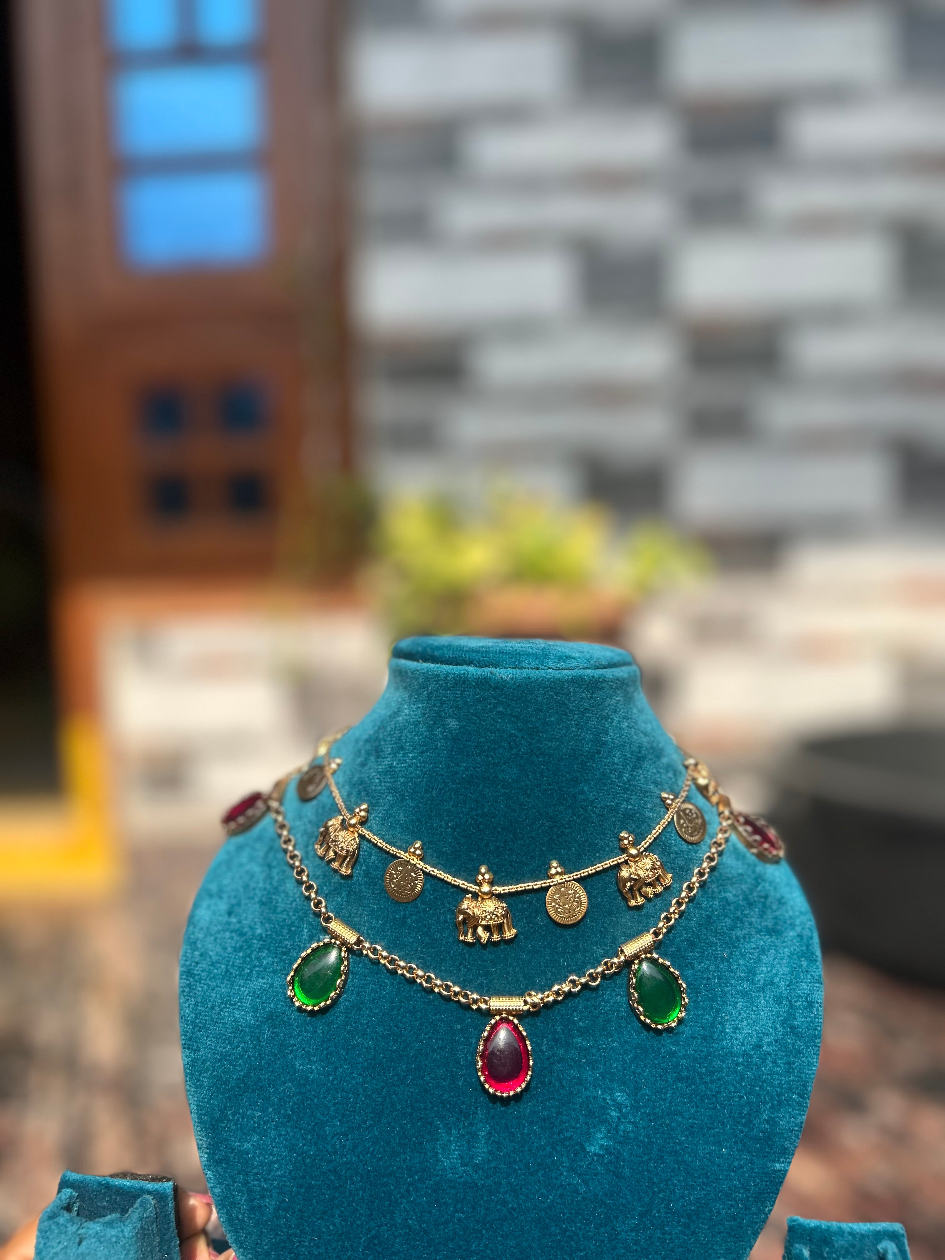 Vinuthna (A unique statement combo)