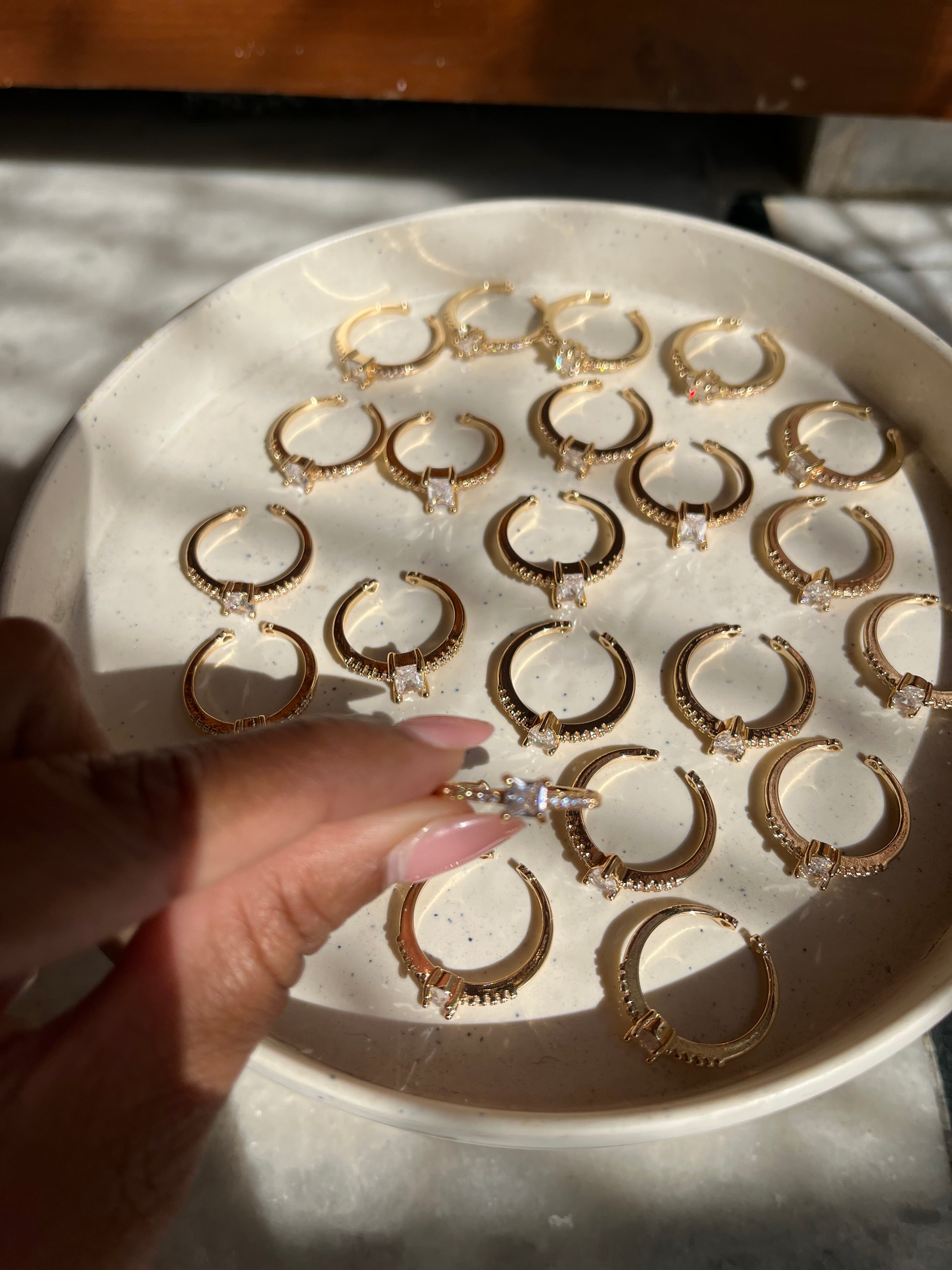 Statement Finger “ring”