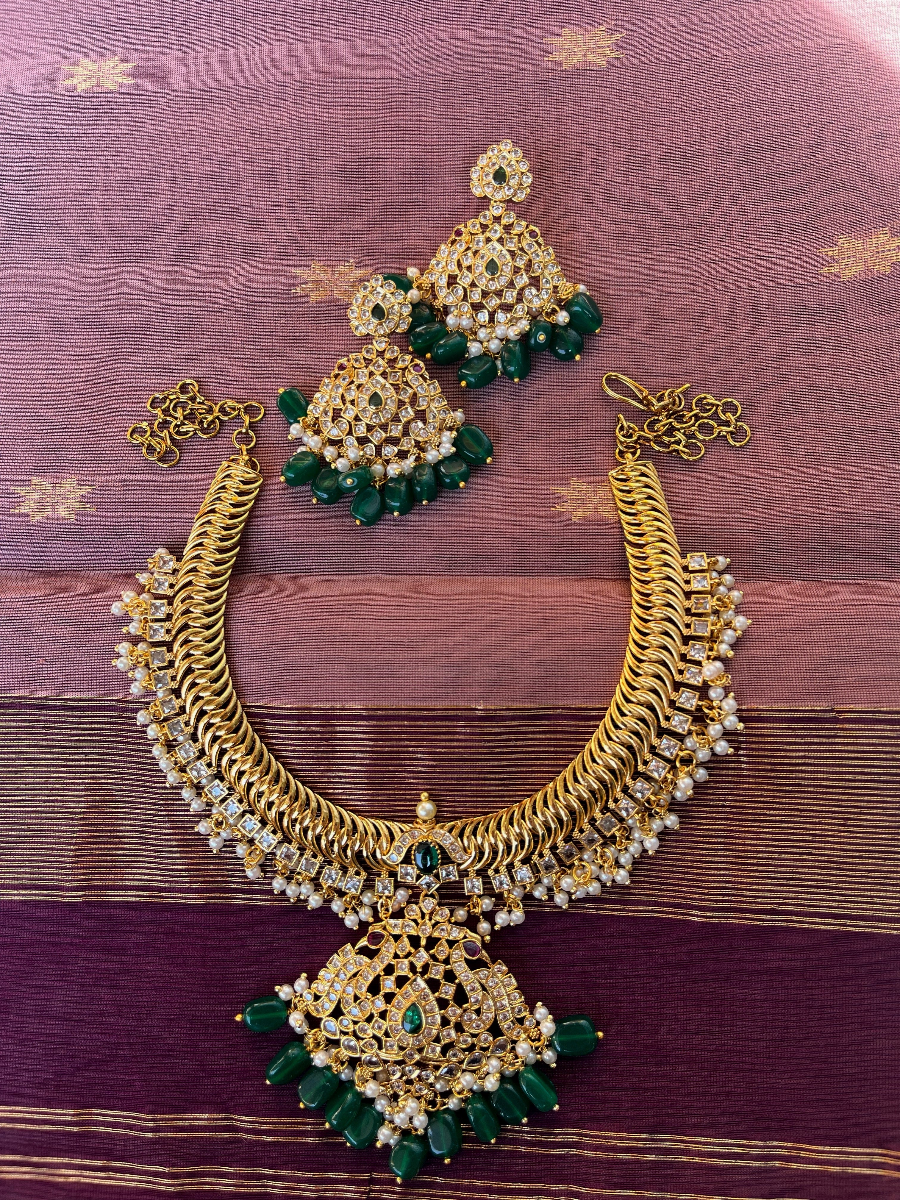 Jilebi neckset (short)