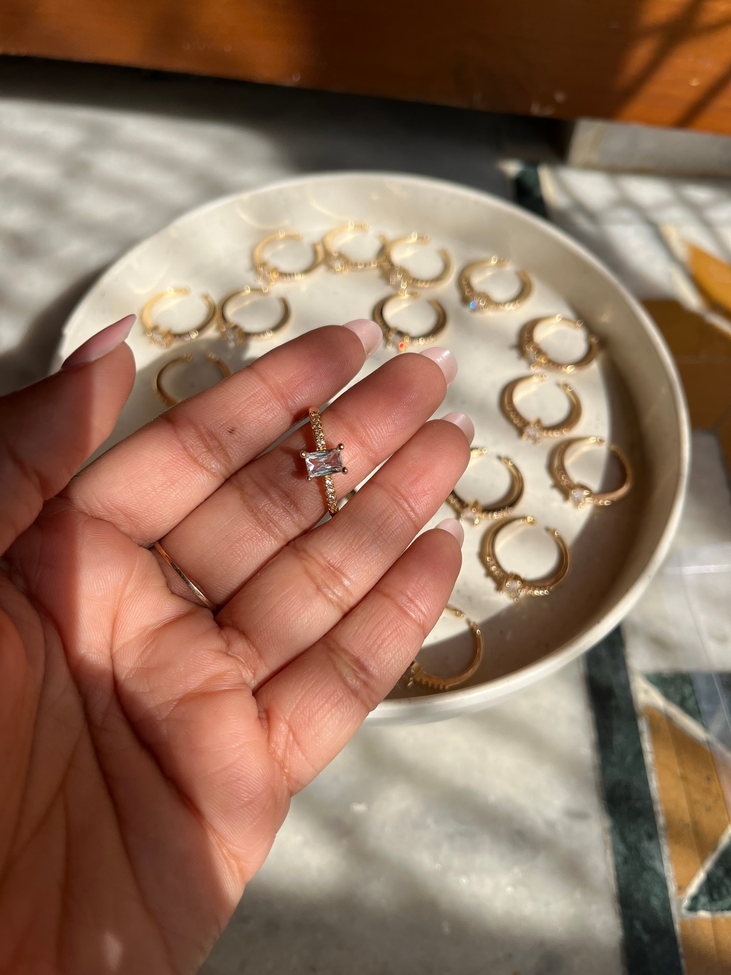 Statement Finger “ring”