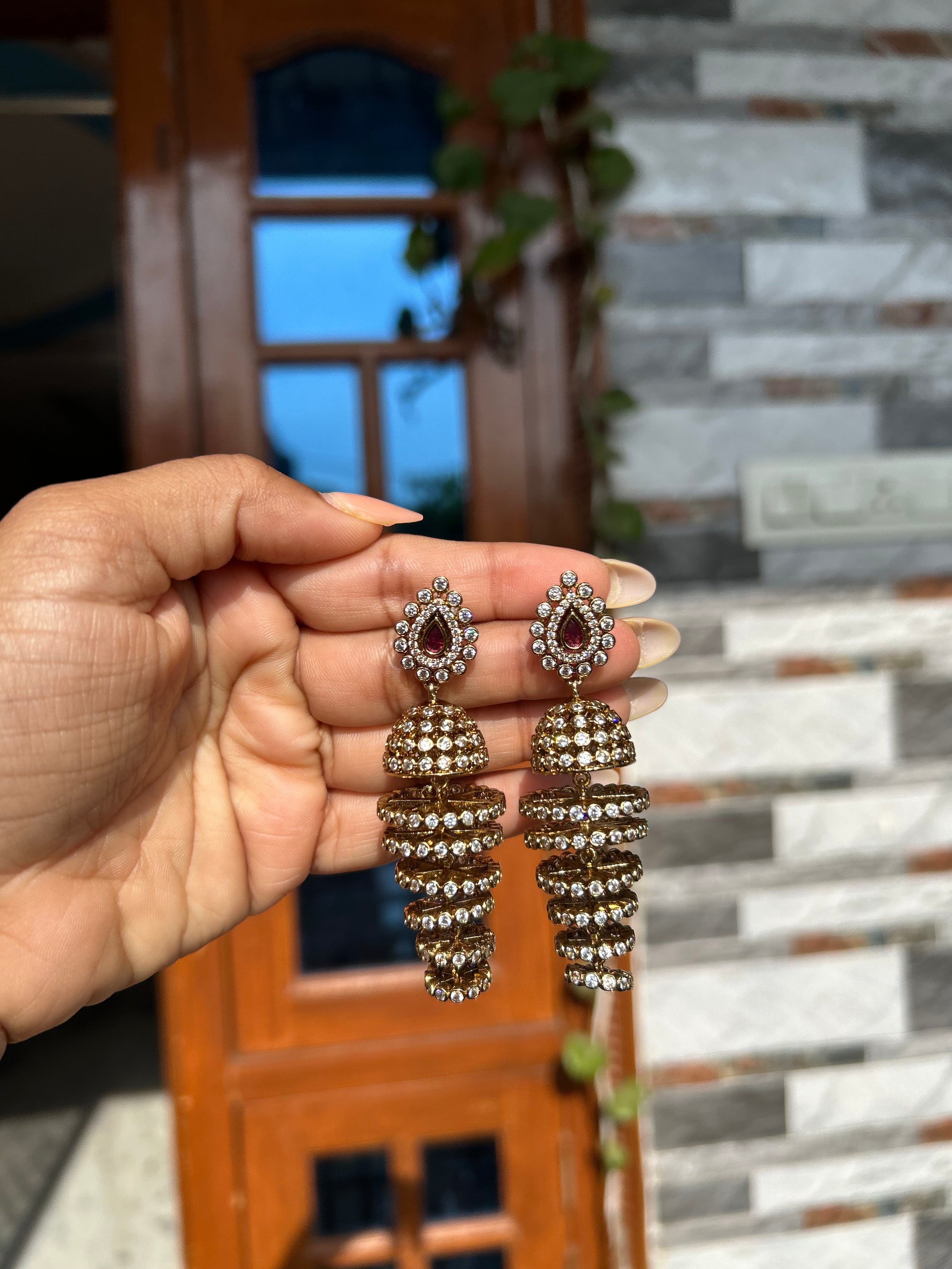 Surprise deal earrings