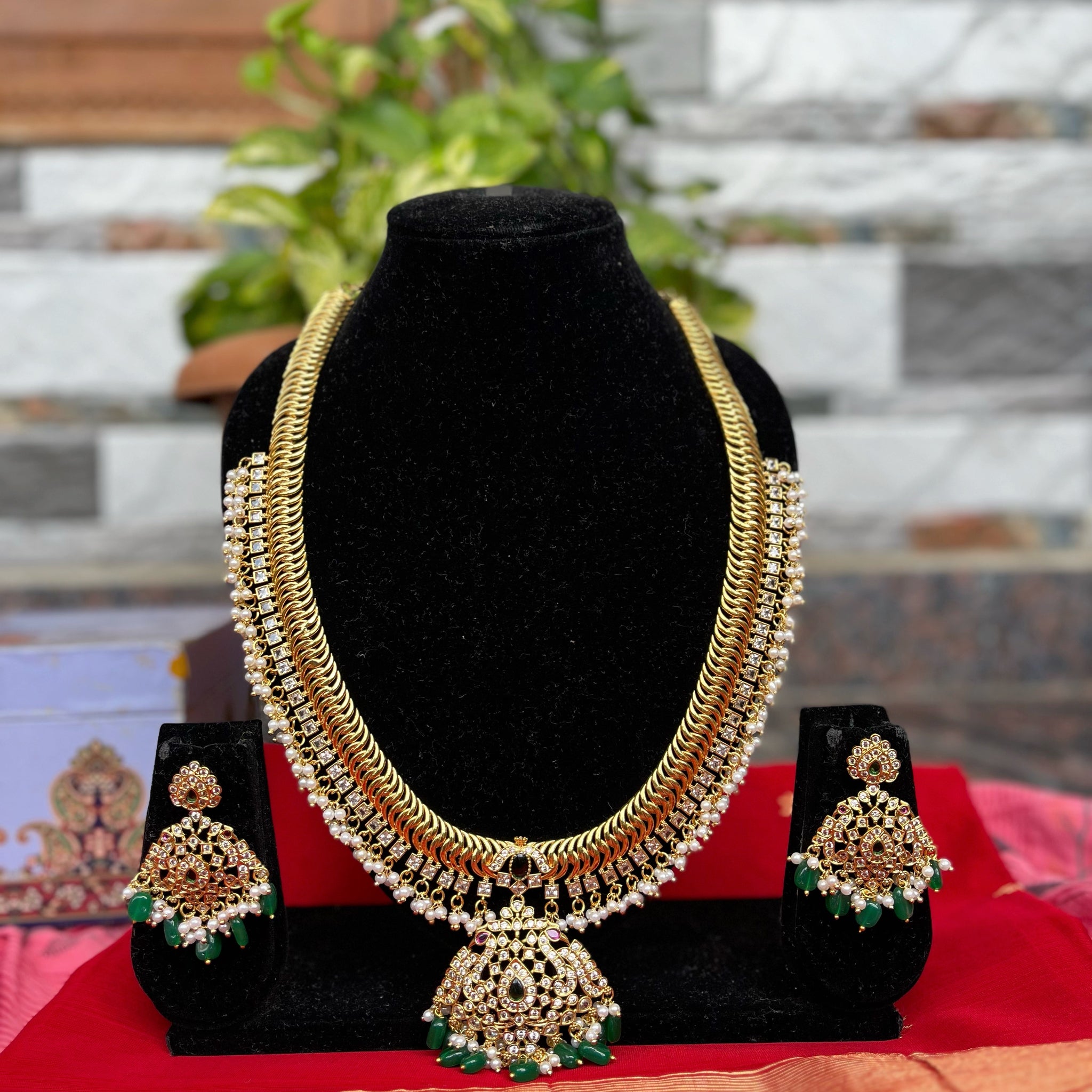 Long Jilebi Haram (just like gold)