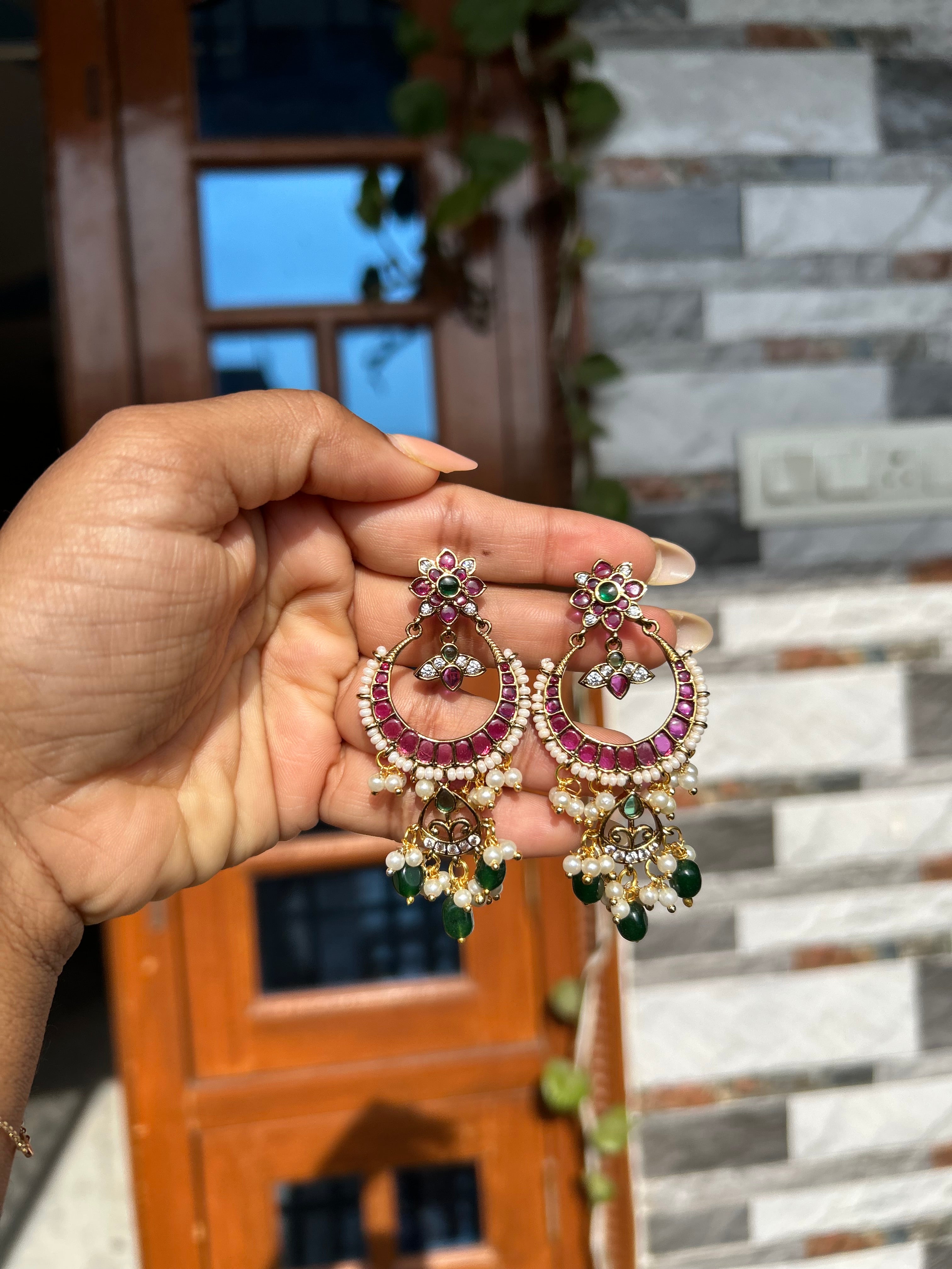 Surprise deal earrings