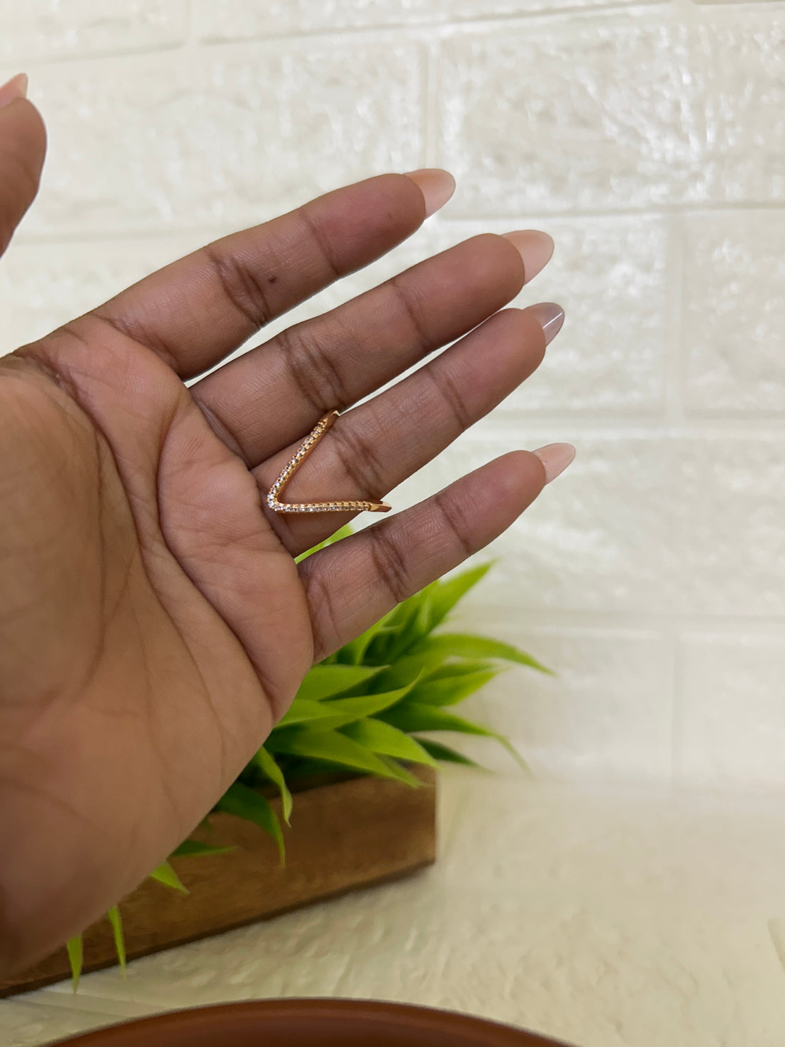 Adjustable statements rings (loves)