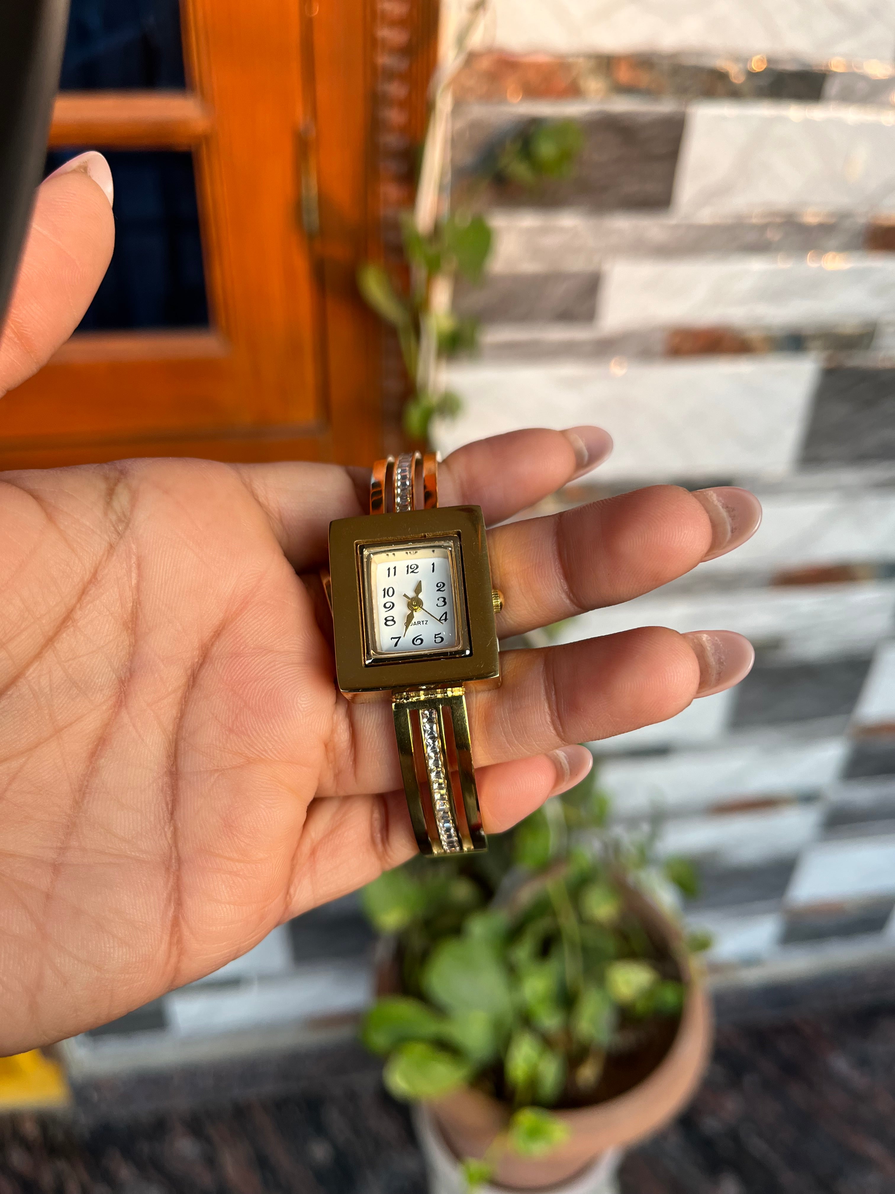 Anti tarnish openable watch (3)