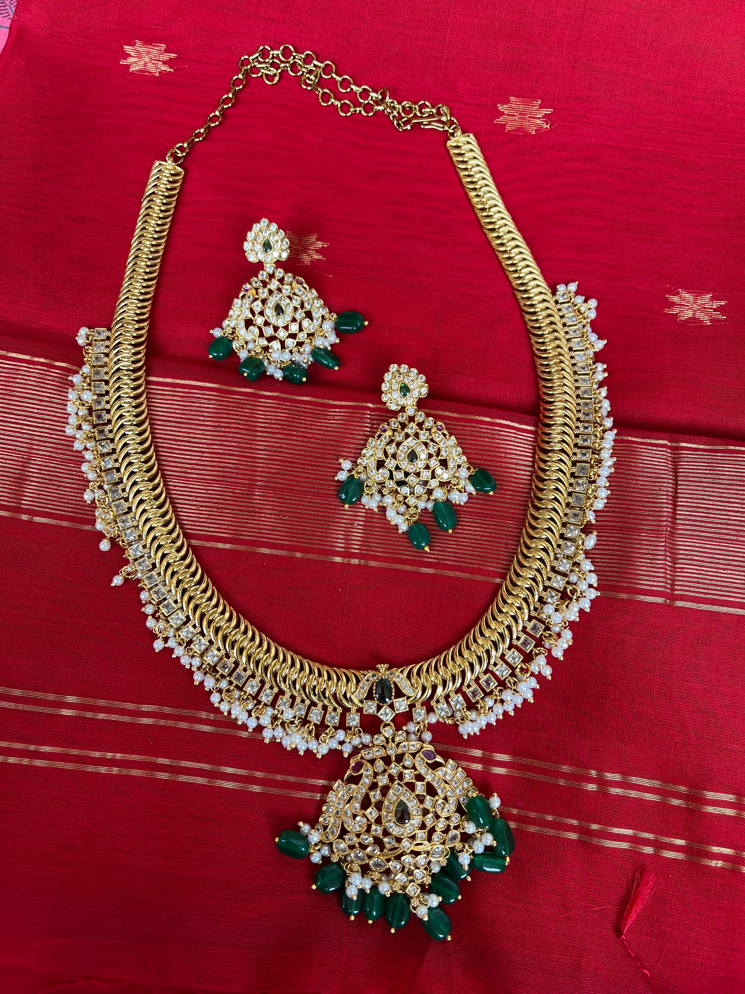 Long Jilebi Haram (just like gold)