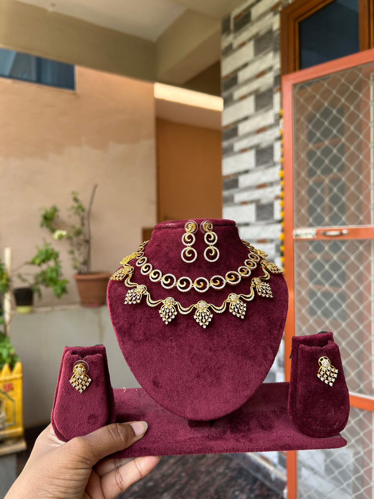 Layered necksets (LL1)