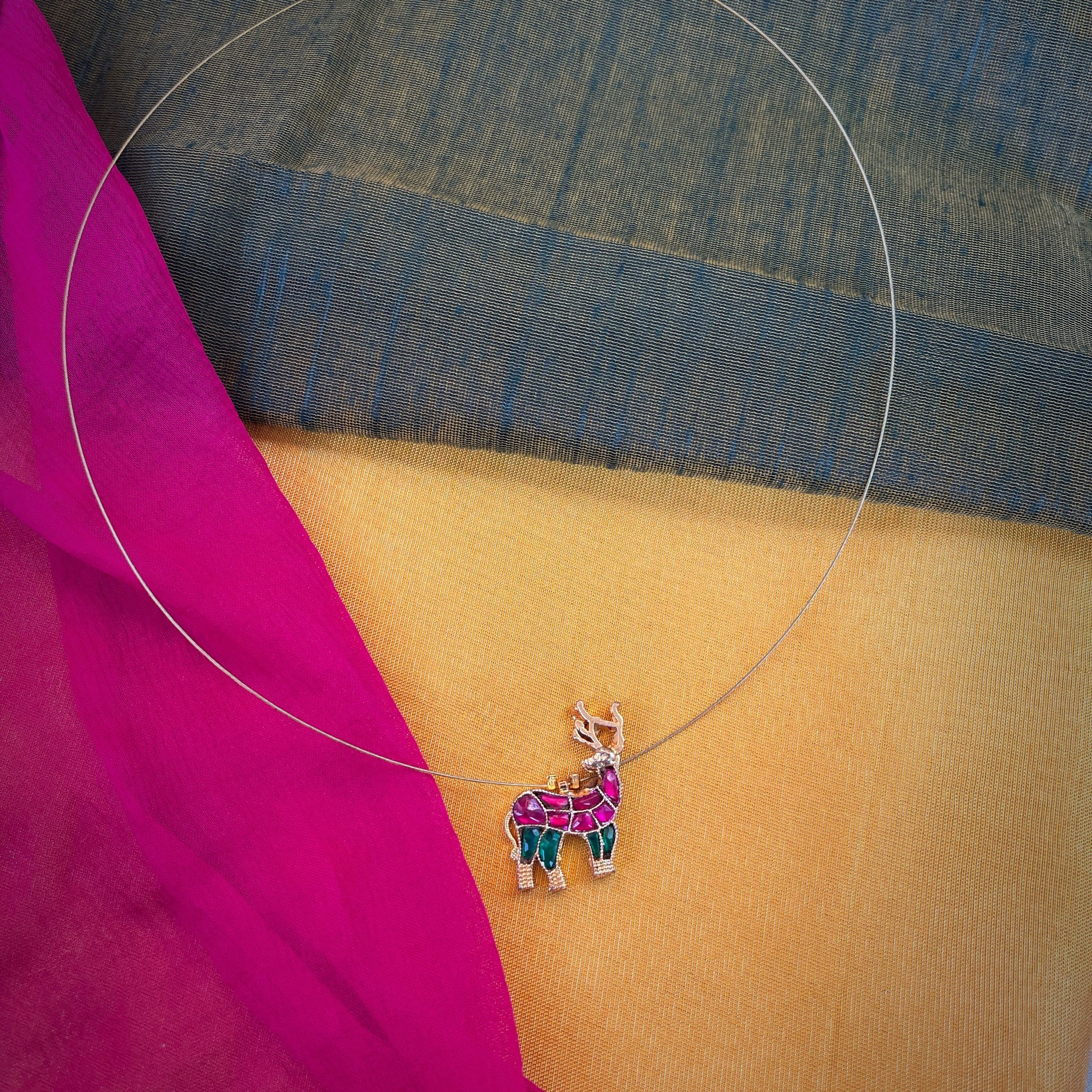 Invisible rein multi