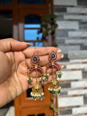 Surprise deal earrings