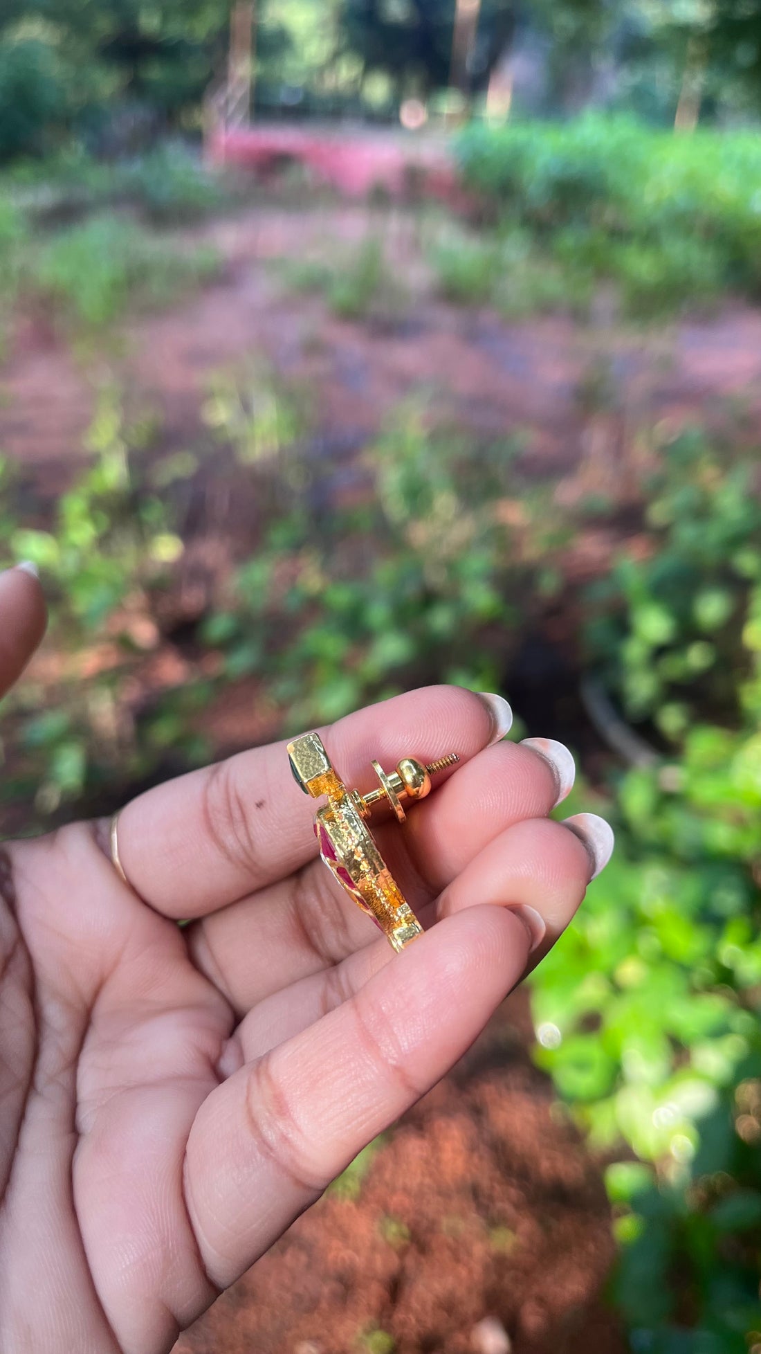 Jadau kundan studs (screw back)