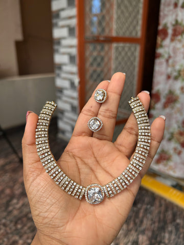 Lohitha (Victorian set)