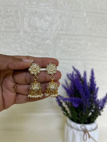Jadau kundan jumkis (screwback)