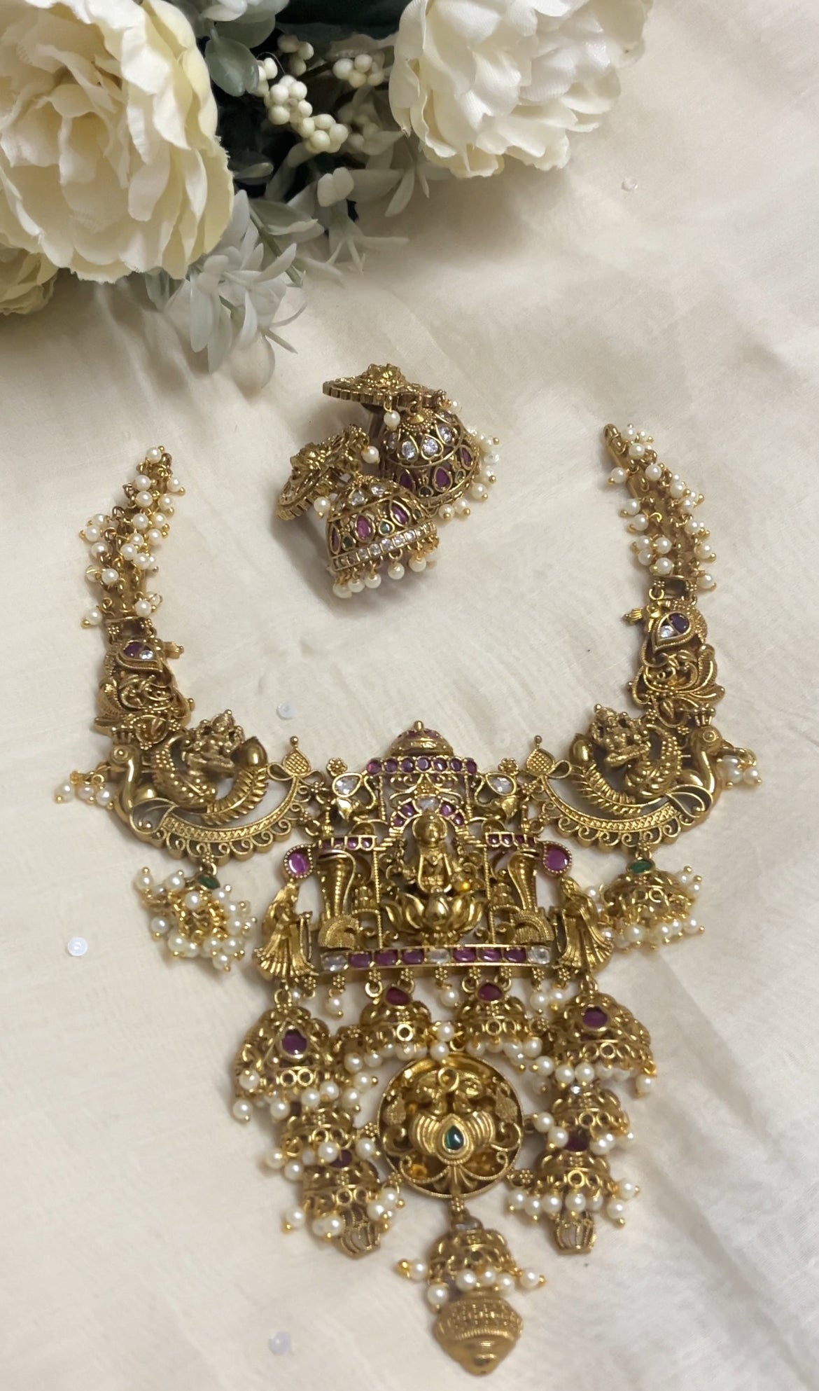 Nakshi bridal unique set