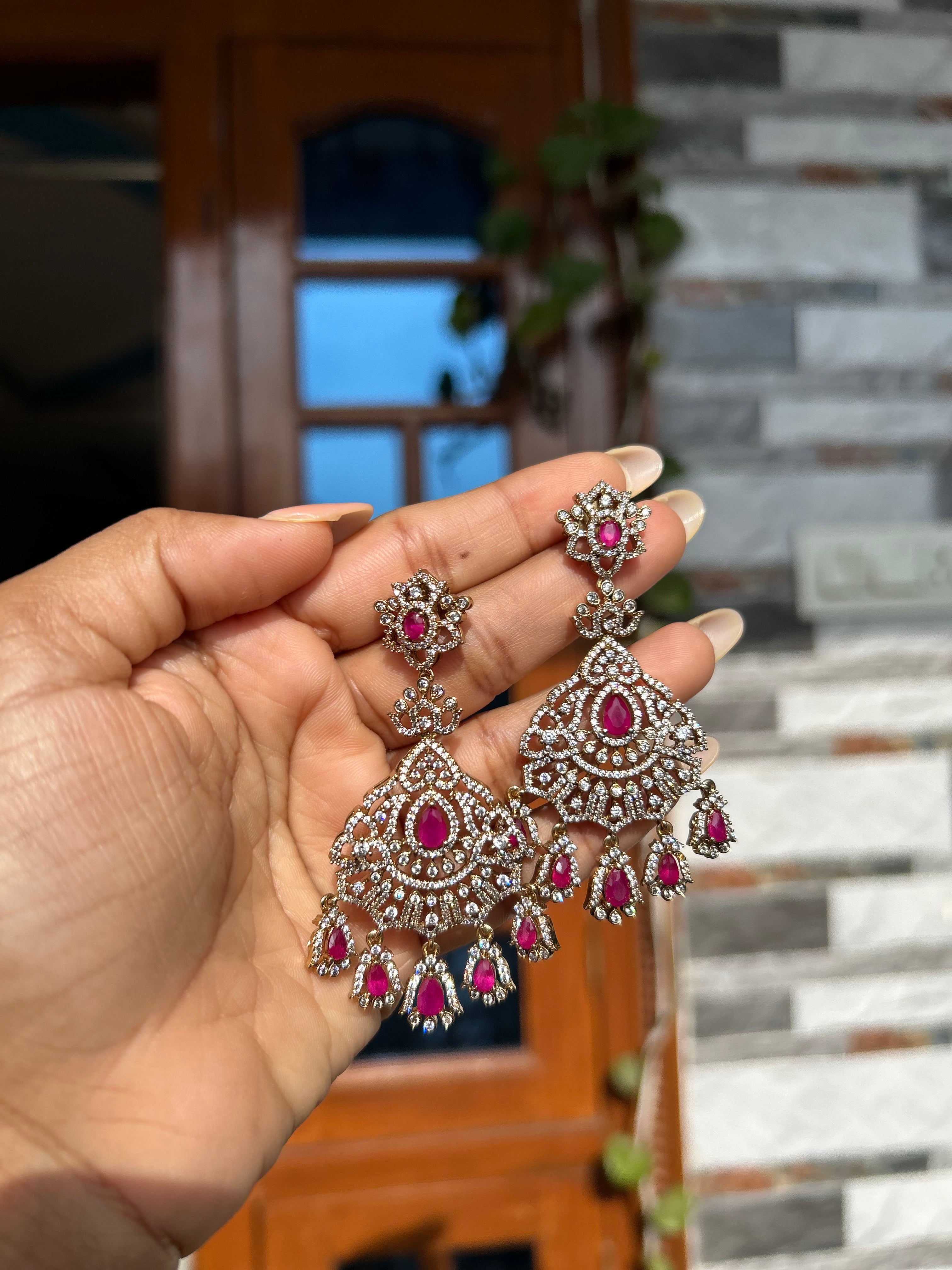 Surprise deal earrings