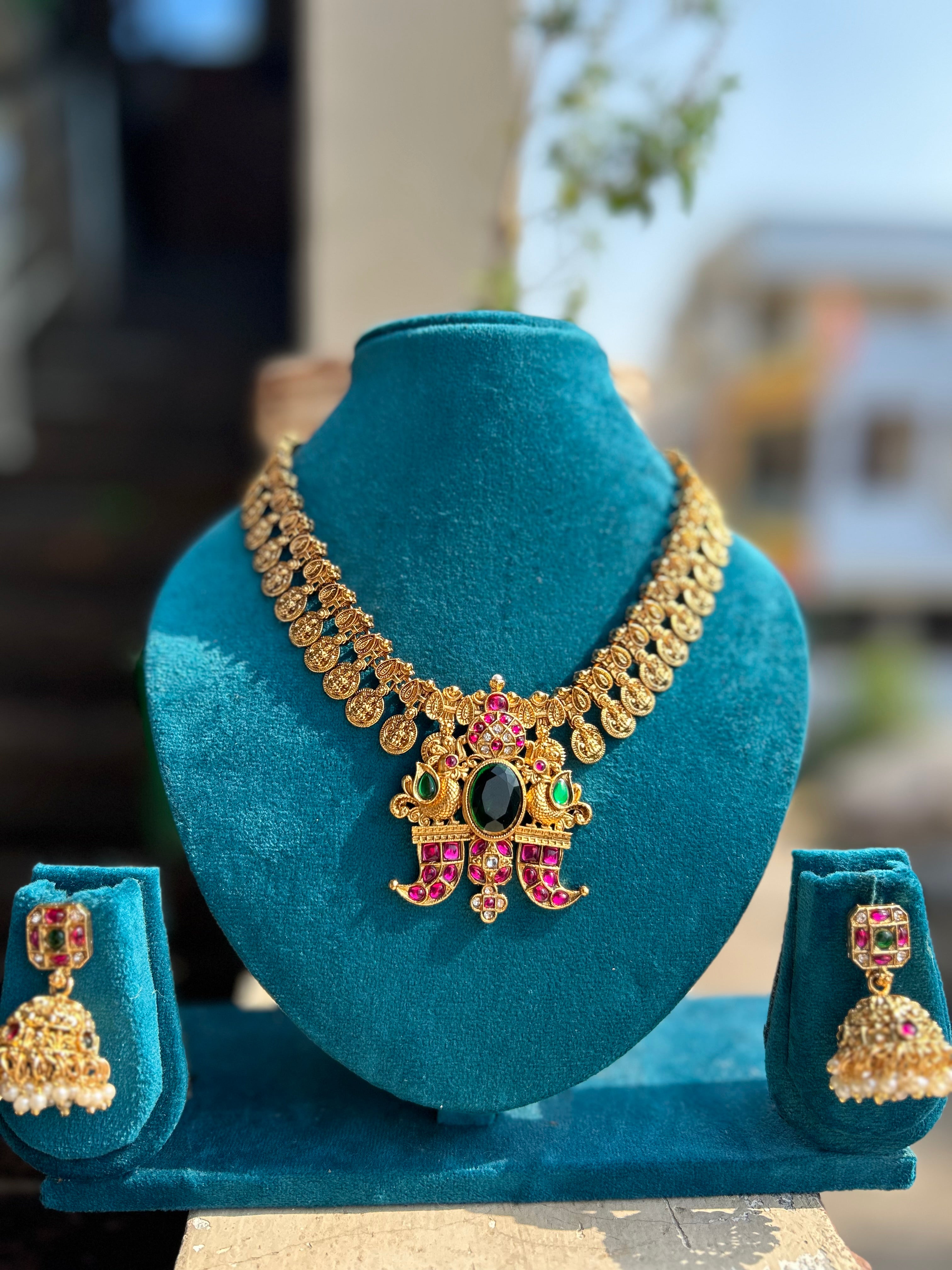 Sakshi (Budgeted traditional set)