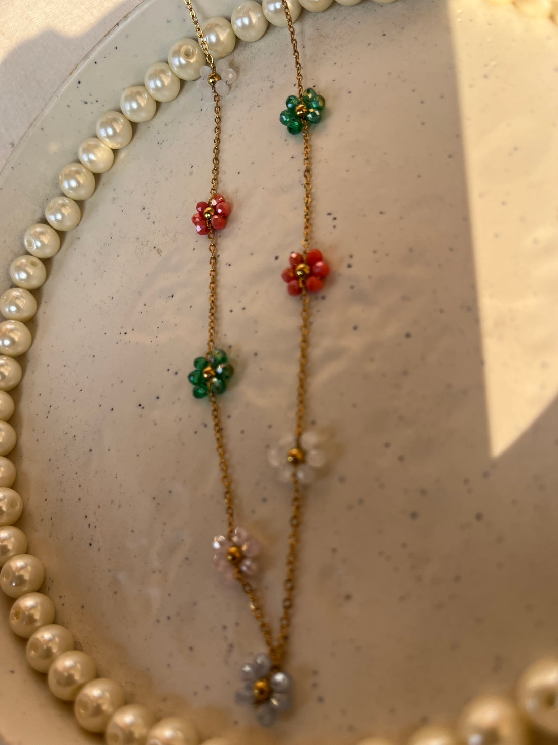 Anti tarnish floral neckline