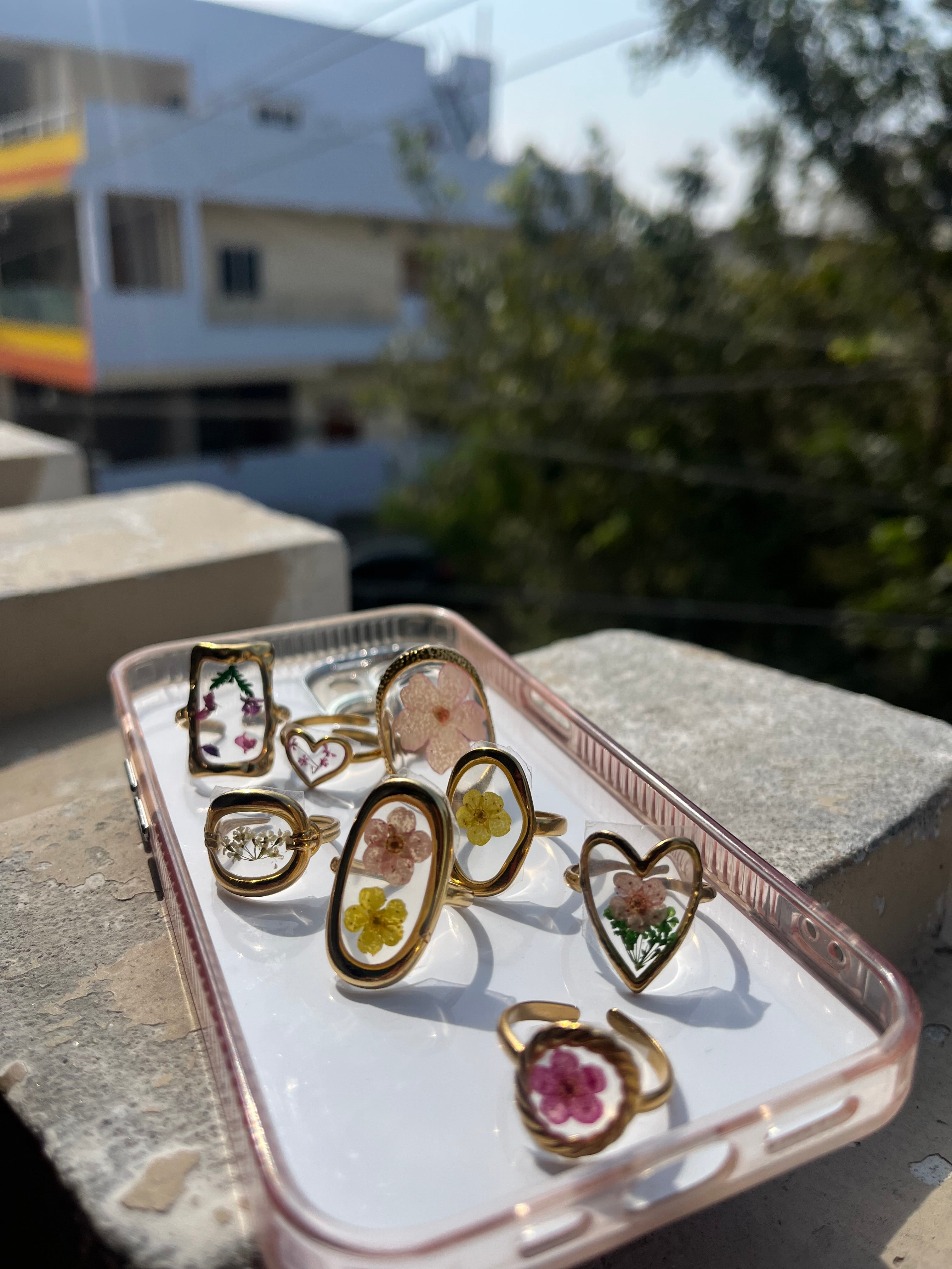 Resin anti tarnish rings