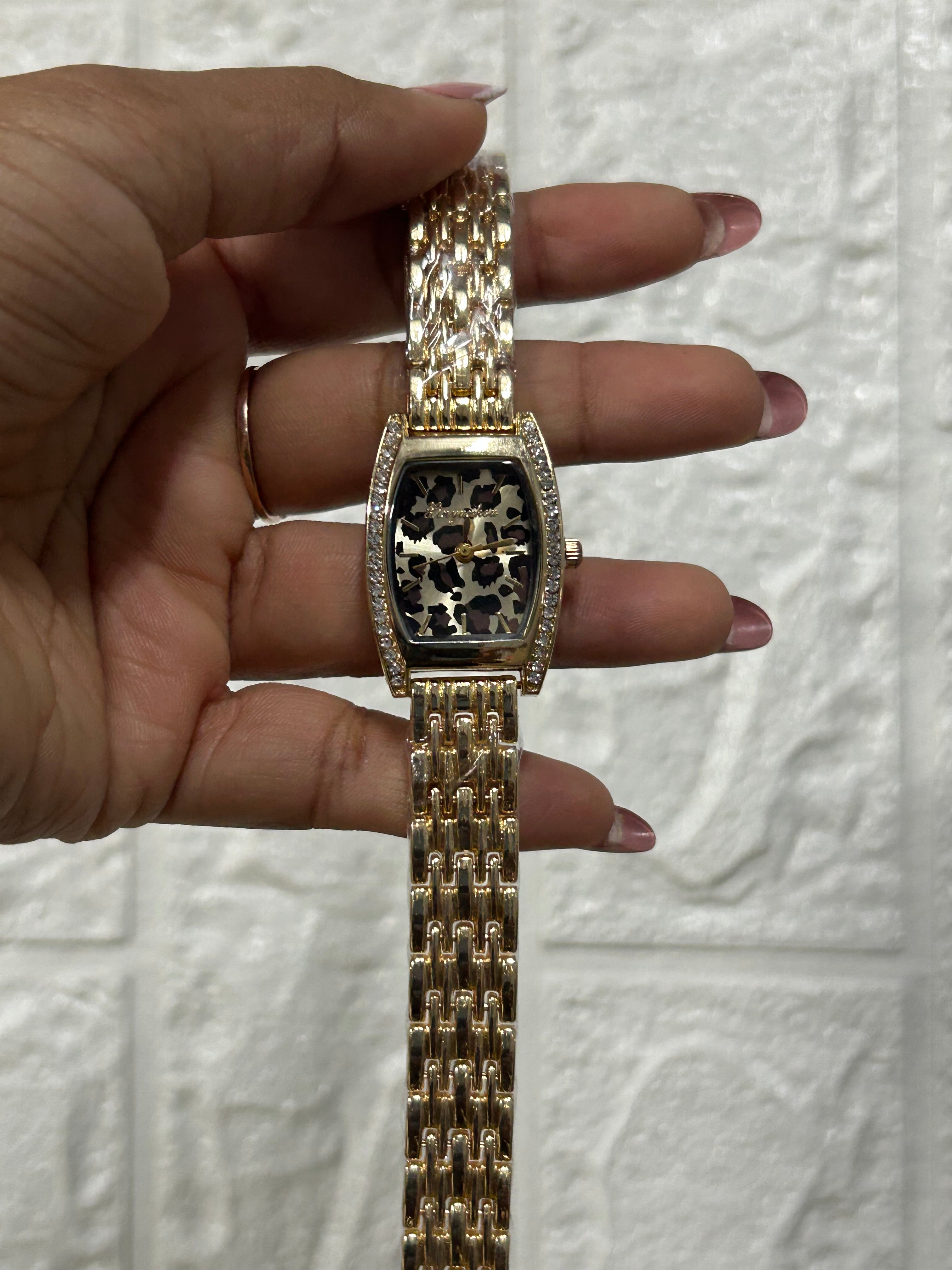 vintage Watches (VW)