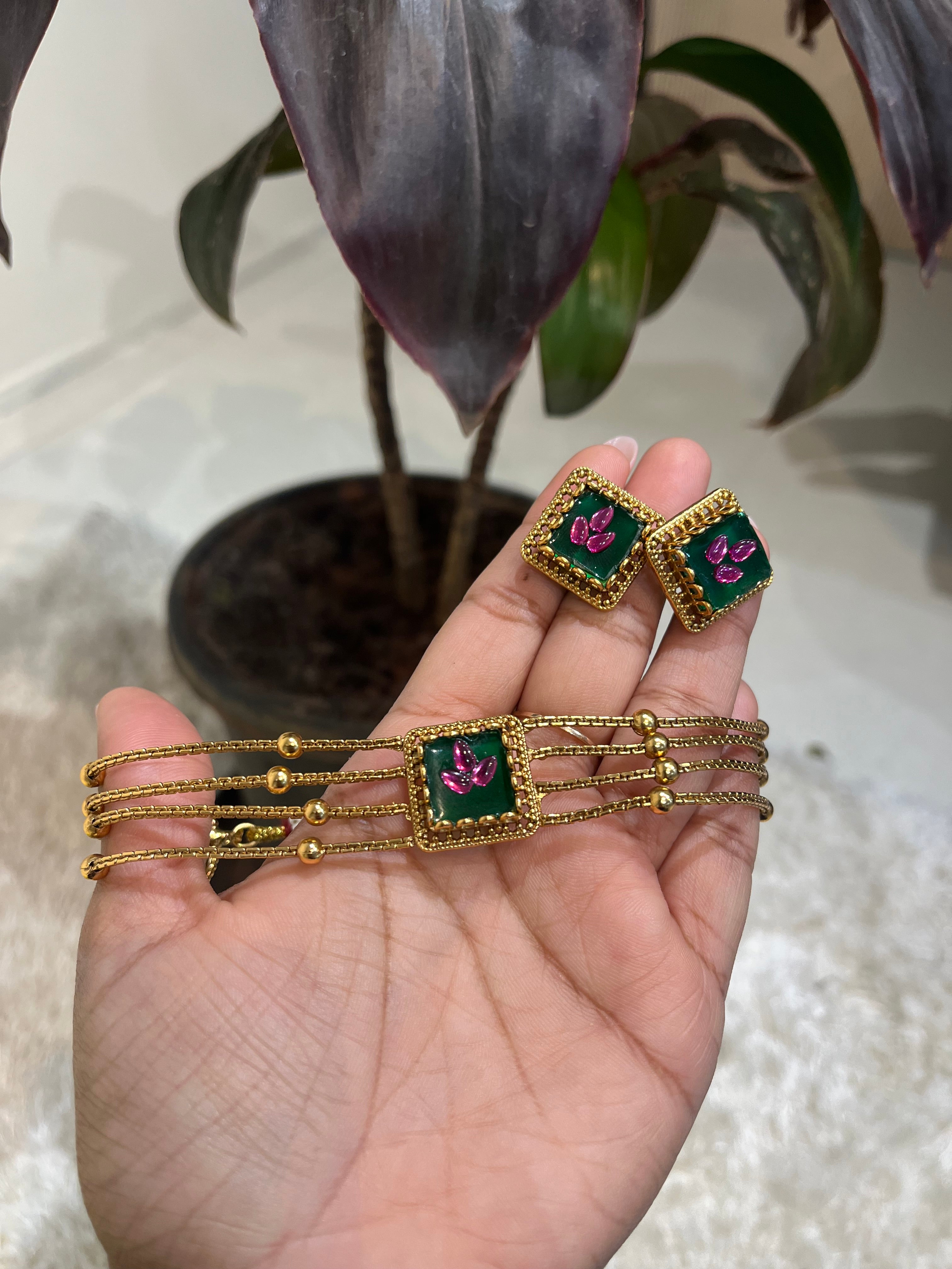 Statement chocker