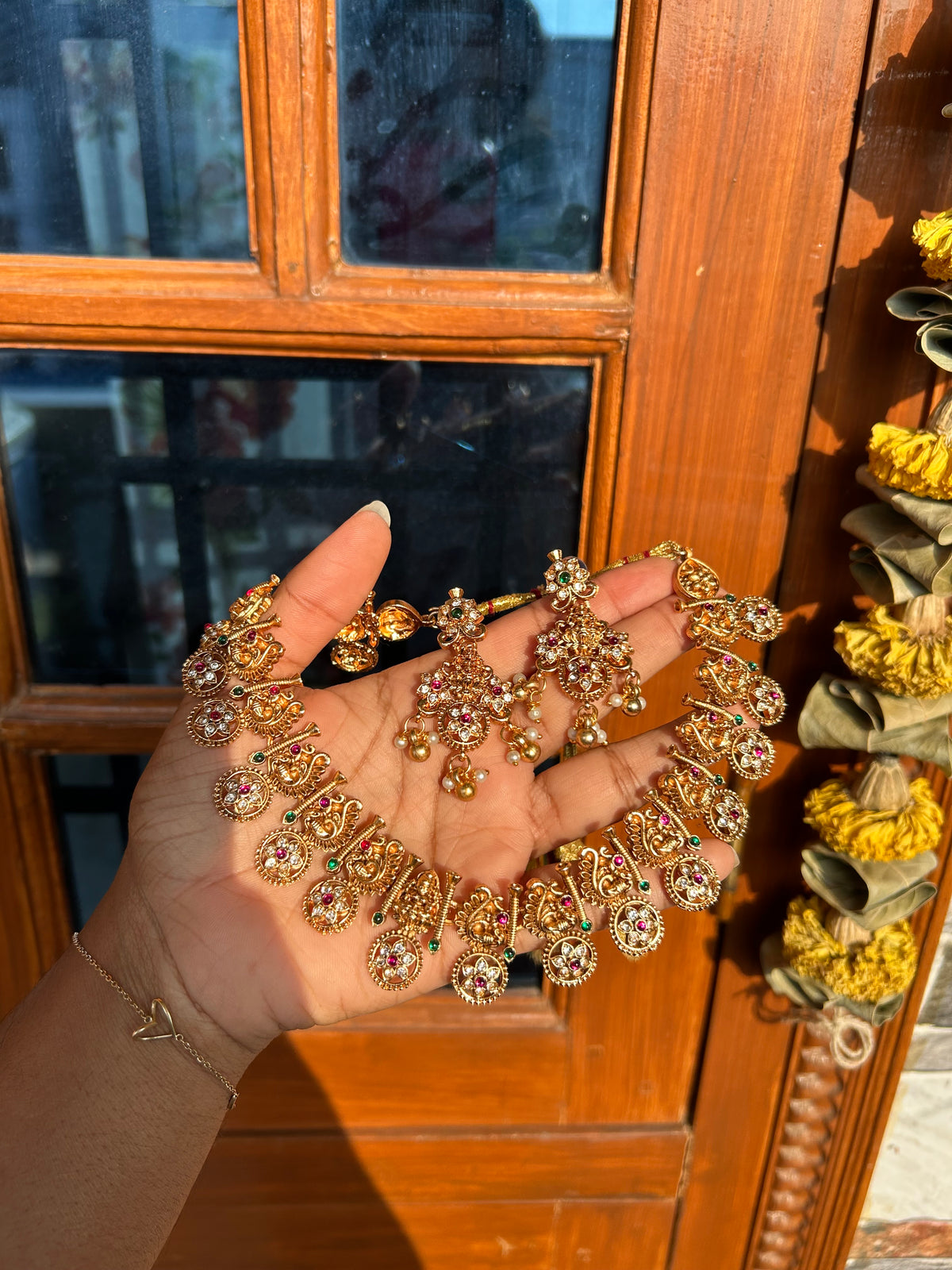 Budgeted bottu mala (budget1)