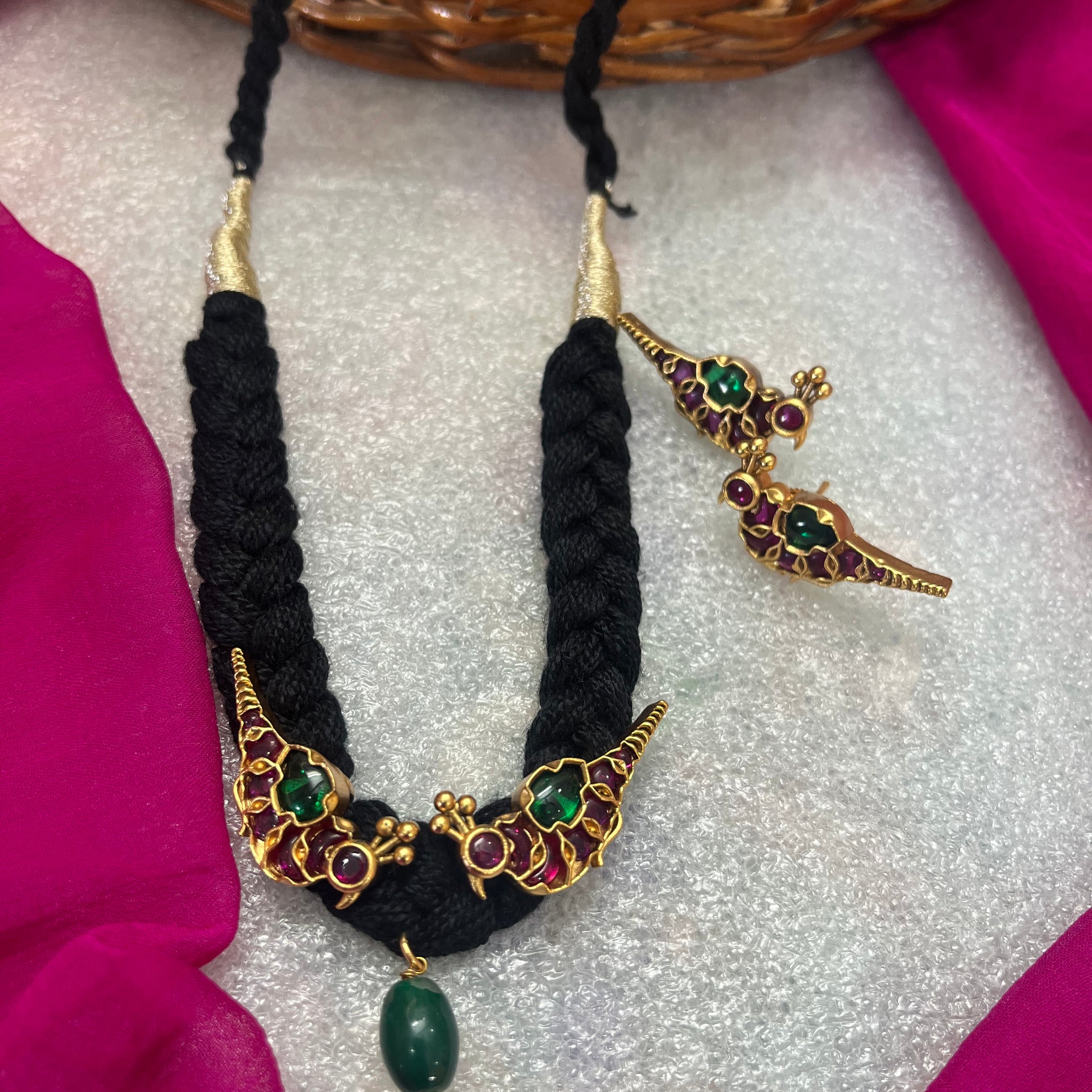 Black thread peacock chocker
