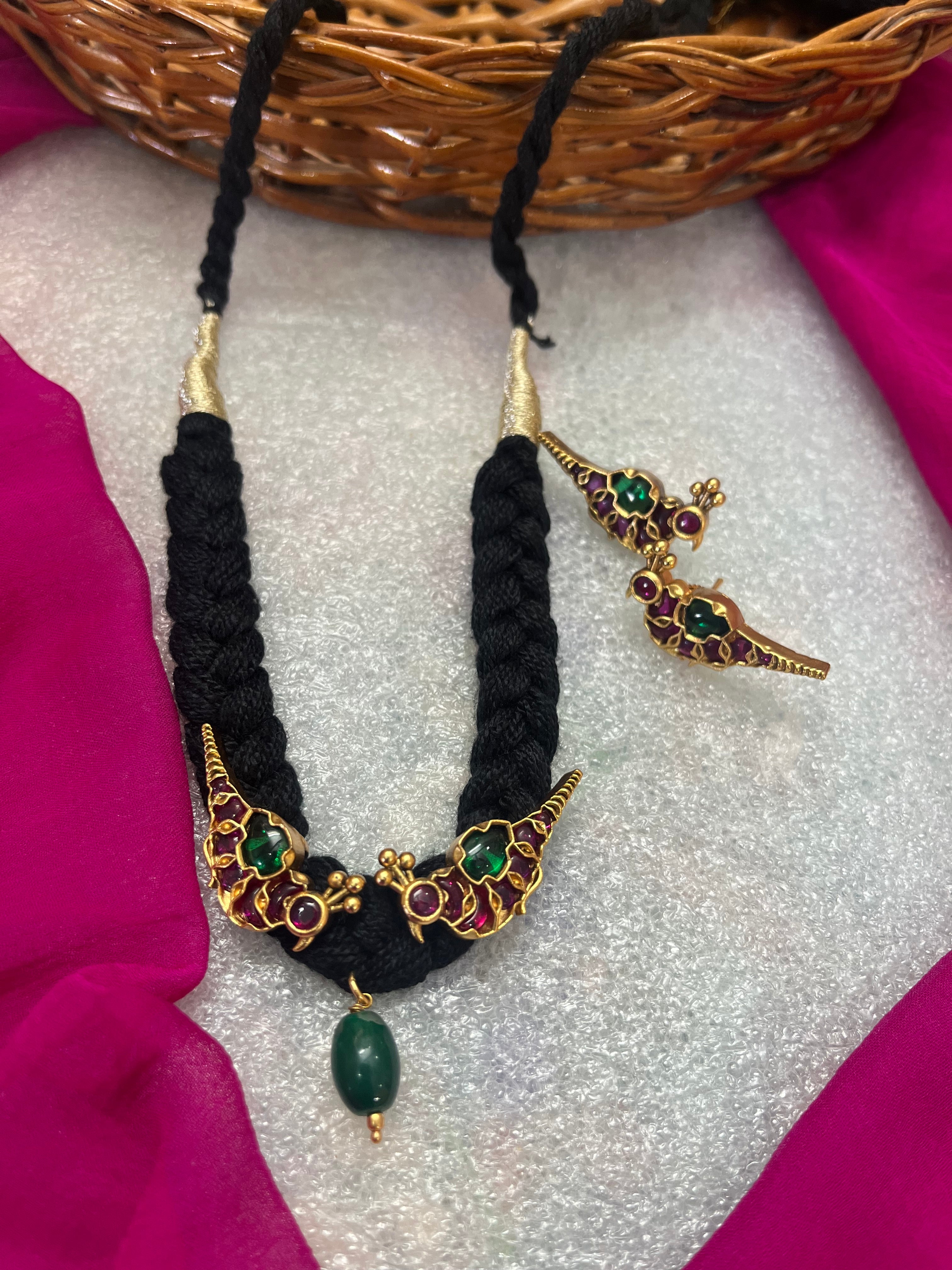 Black thread peacock chocker