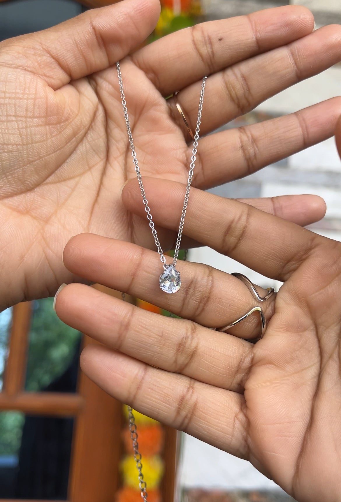 Anti tarnish necklines😍